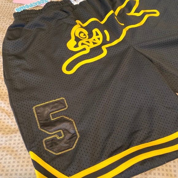 ICECREAM EXCLUSIVE RUNNING DOG BASKETBALL SHORTS - Picture 3 of 10